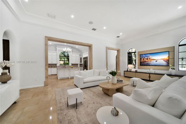 8301 SW 53rd Ave, Miami, FL 33143