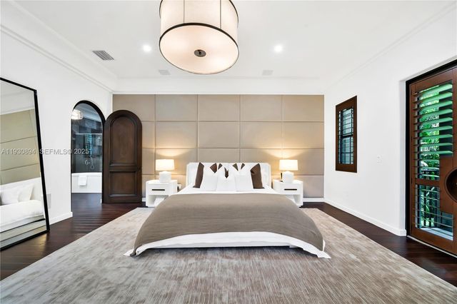 8301 SW 53rd Ave, Miami, FL 33143