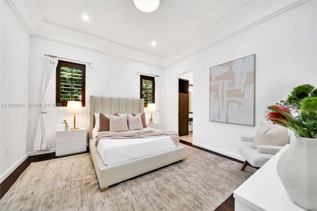 8301 SW 53rd Ave, Miami, FL 33143