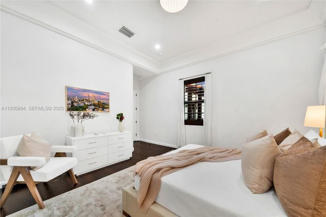 8301 SW 53rd Ave, Miami, FL 33143