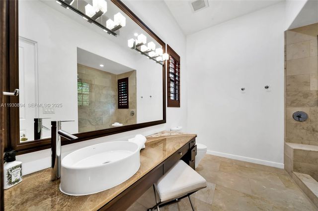 8301 SW 53rd Ave, Miami, FL 33143