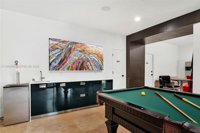 8301 SW 53rd Ave, Miami, FL 33143