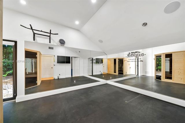 8301 SW 53rd Ave, Miami, FL 33143