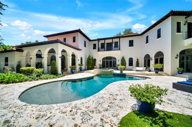 8301 SW 53rd Ave, Miami, FL 33143