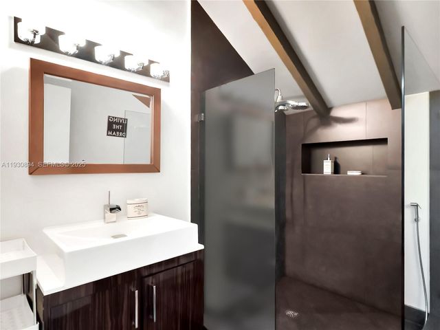 8301 SW 53rd Ave, Miami, FL 33143