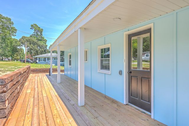 1303 Delano Street, Manning, SC 29102