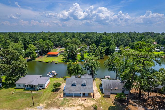 1303 Delano Street, Manning, SC 29102