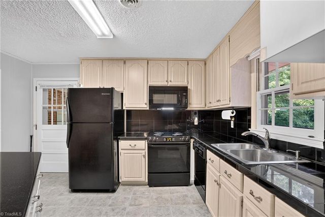 4515 Gilmore Drive, Liberty, NC 27298