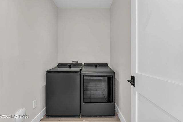 28 W Navasink Drive, Little Egg Harbor, NJ 08087