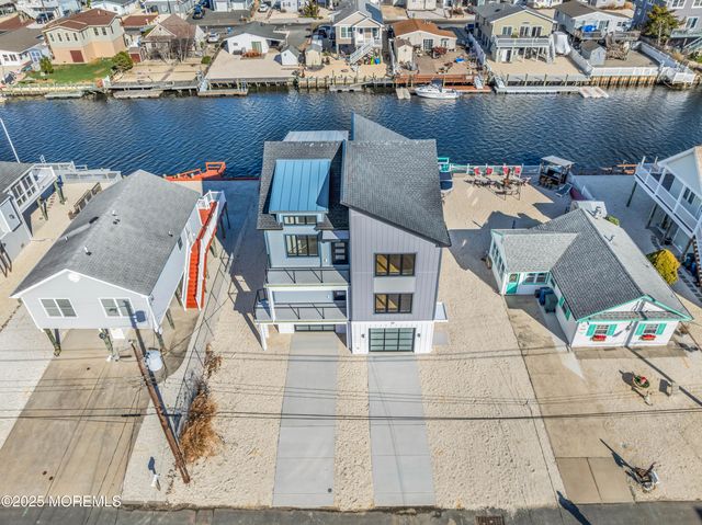 28 W Navasink Drive, Little Egg Harbor, NJ 08087