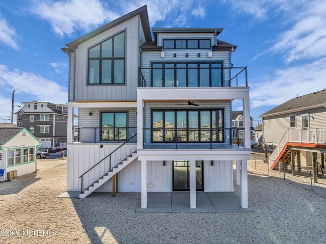 28 W Navasink Drive, Little Egg Harbor, NJ 08087