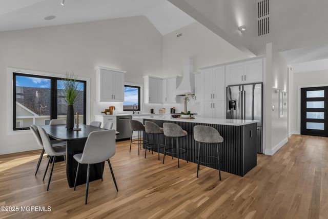 28 W Navasink Drive, Little Egg Harbor, NJ 08087