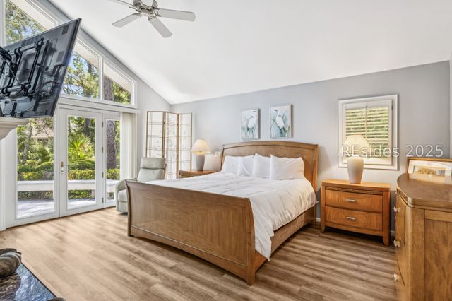 8 Rosebank Ln, Hilton Head Island, SC 29928