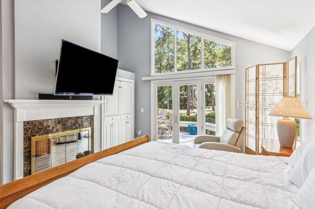 8 Rosebank Ln, Hilton Head Island, SC 29928