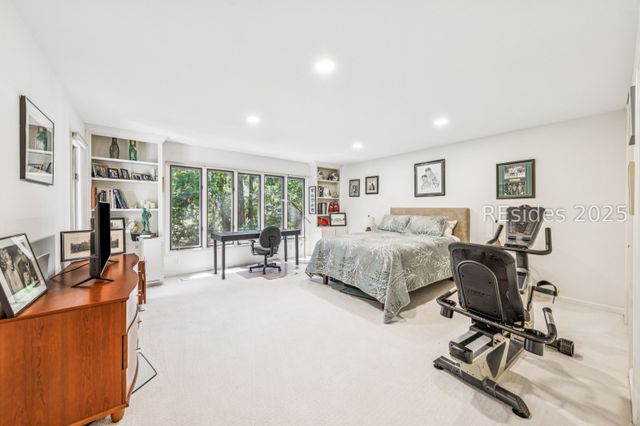 8 Rosebank Ln, Hilton Head Island, SC 29928