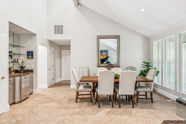 8 Rosebank Ln, Hilton Head Island, SC 29928