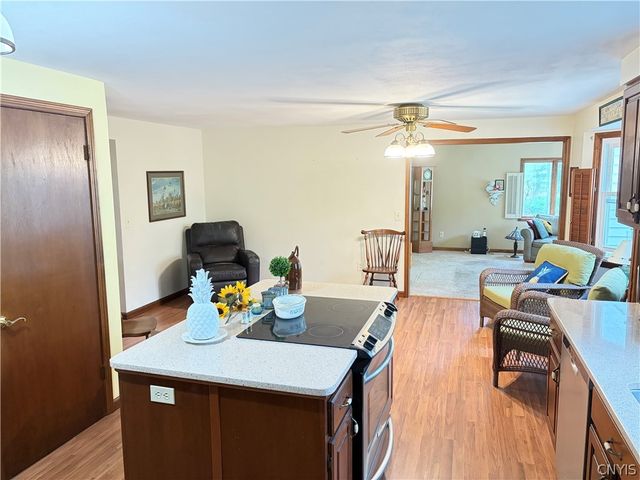 7637 Sandy Lane, Clay, NY 13212