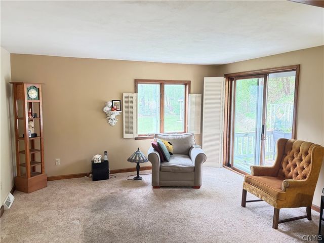 7637 Sandy Lane, Clay, NY 13212