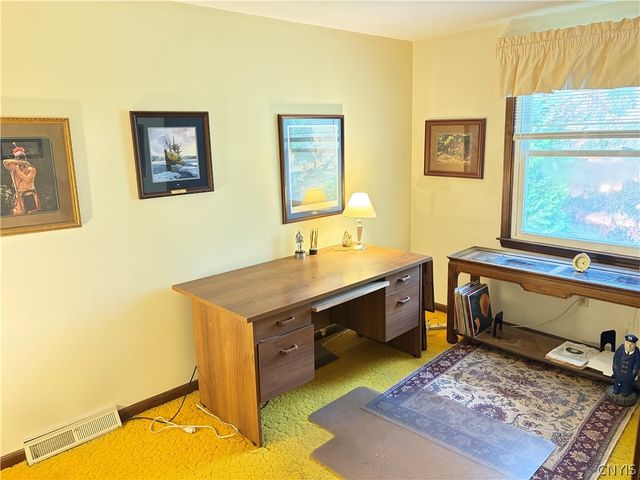 7637 Sandy Lane, Clay, NY 13212