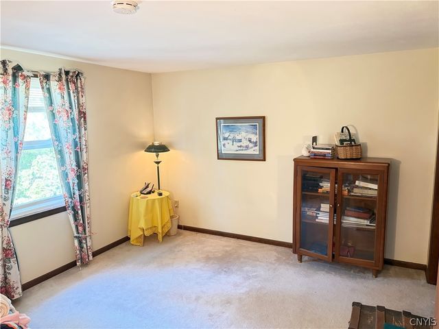 7637 Sandy Lane, Clay, NY 13212