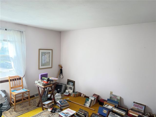 7637 Sandy Lane, Clay, NY 13212