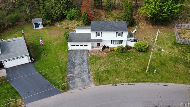7637 Sandy Lane, Clay, NY 13212