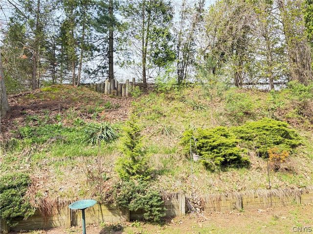 7637 Sandy Lane, Clay, NY 13212