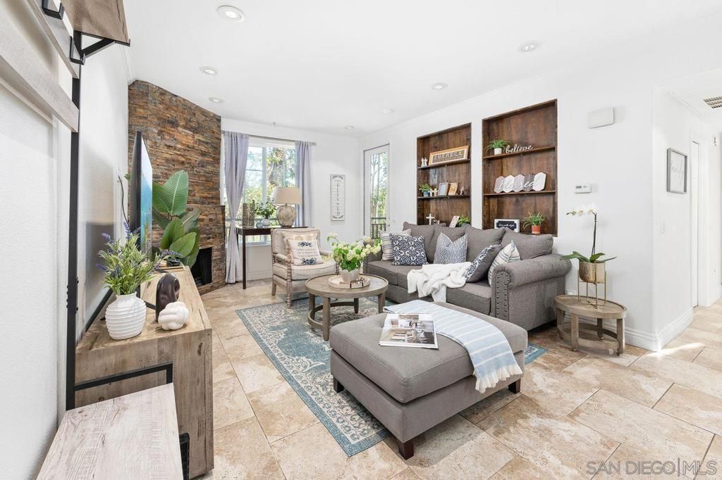 12366 Carmel Country Rd 207, San Diego, CA 92130 — photo 2