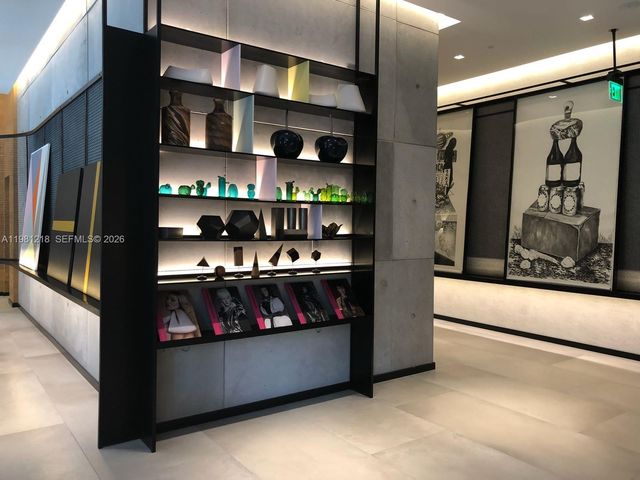 3401 NE 1 AV L502, Miami, FL 33137