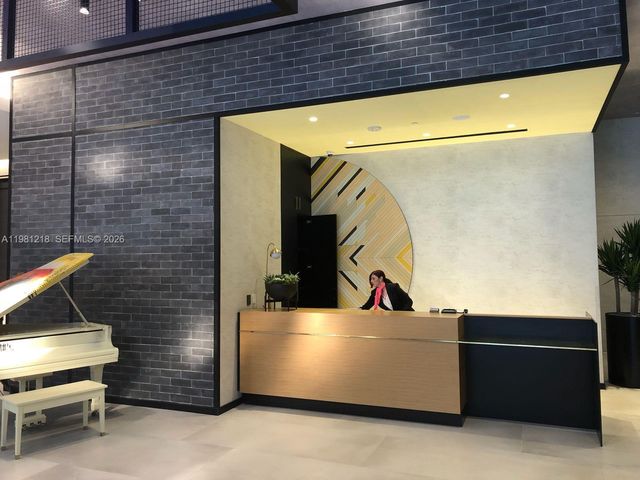 3401 NE 1 AV L502, Miami, FL 33137