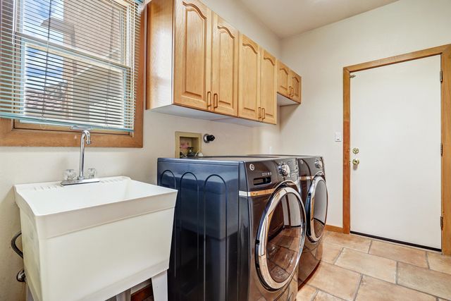308 Nicklaus Drive SE, Rio Rancho, NM 87124