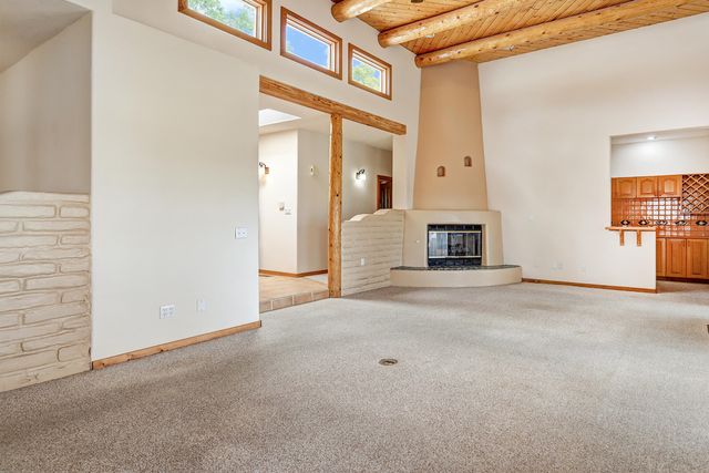 308 Nicklaus Drive SE, Rio Rancho, NM 87124