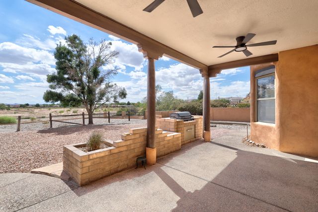 308 Nicklaus Drive SE, Rio Rancho, NM 87124