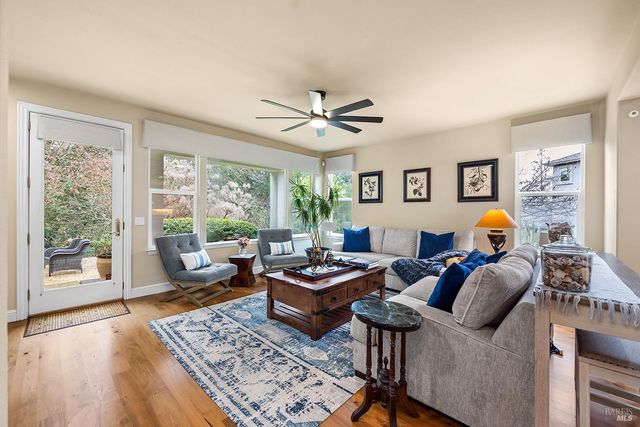 3696 Newbury Ct, Santa Rosa, CA 95404