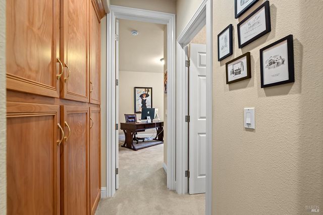 3696 Newbury Ct, Santa Rosa, CA 95404