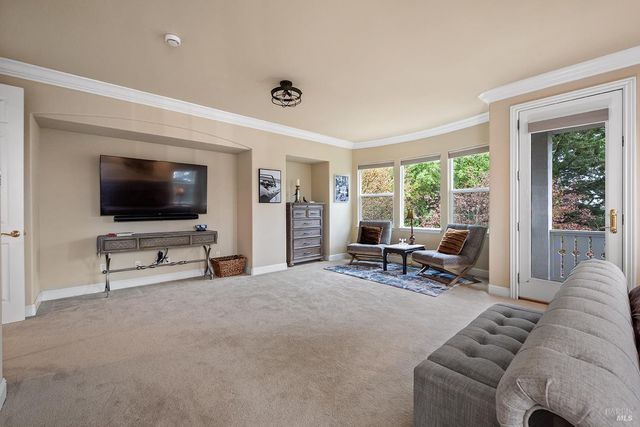 3696 Newbury Ct, Santa Rosa, CA 95404