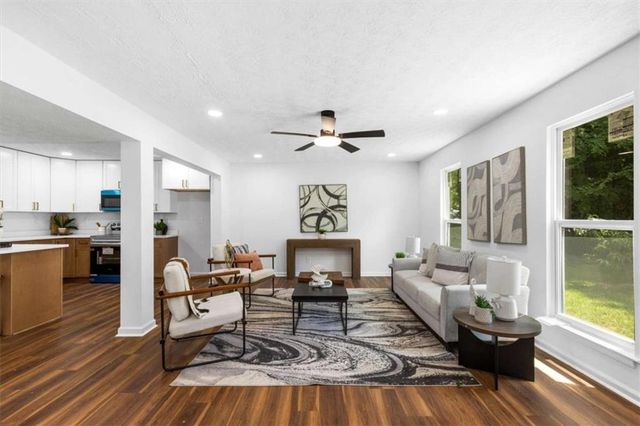 4656 Keighley Dr, Stone Mountain, GA 30083