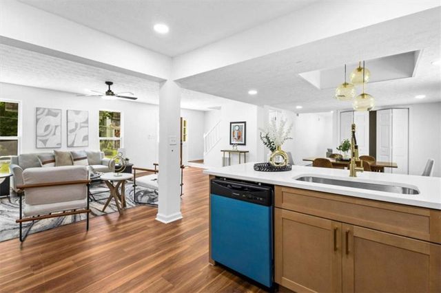 4656 Keighley Dr, Stone Mountain, GA 30083