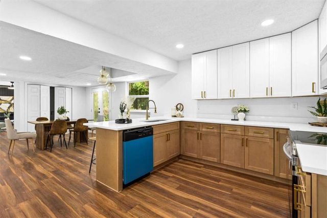 4656 Keighley Dr, Stone Mountain, GA 30083