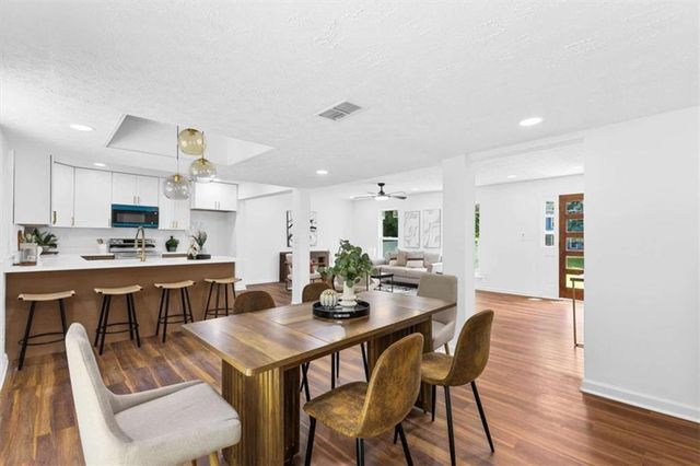 4656 Keighley Dr, Stone Mountain, GA 30083