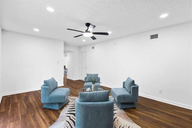 4656 Keighley Dr, Stone Mountain, GA 30083