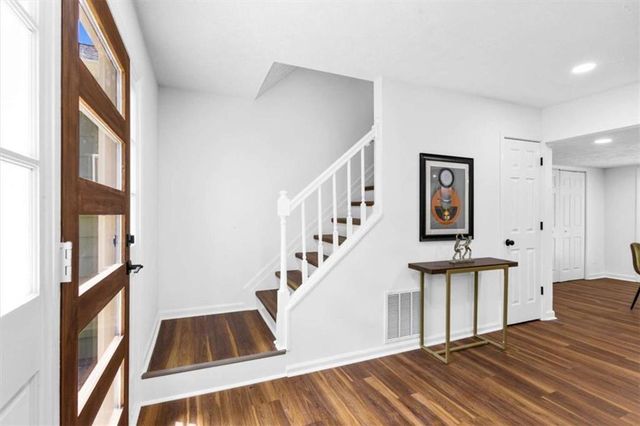 4656 Keighley Dr, Stone Mountain, GA 30083