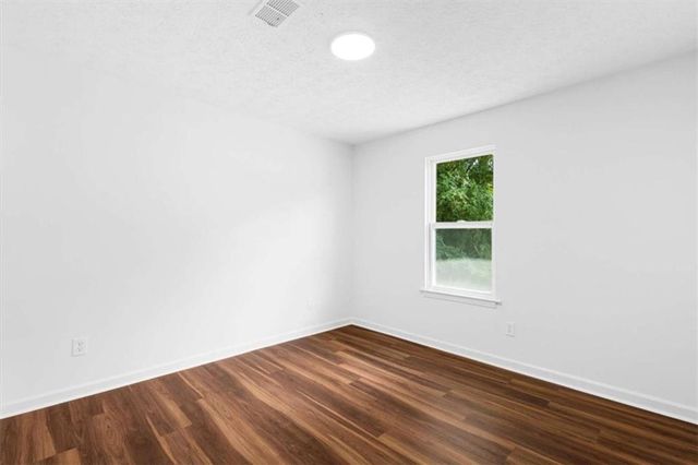 4656 Keighley Dr, Stone Mountain, GA 30083