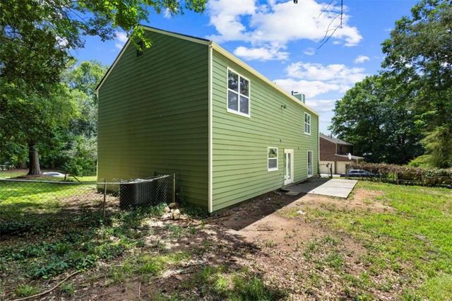 4656 Keighley Dr, Stone Mountain, GA 30083