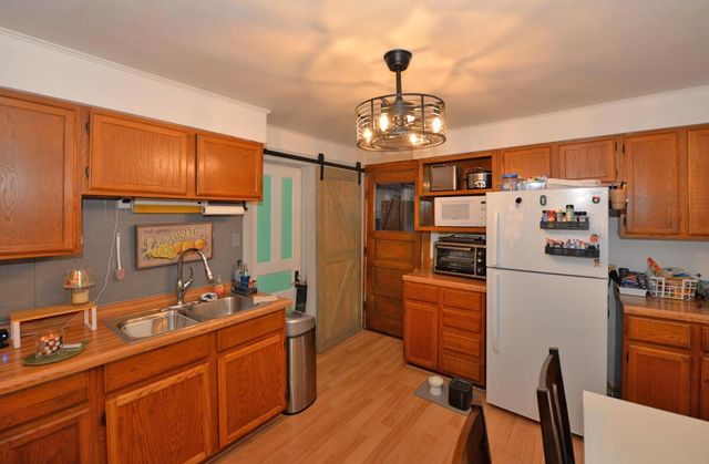 2029 Summit AVENUE, Racine, WI 53404