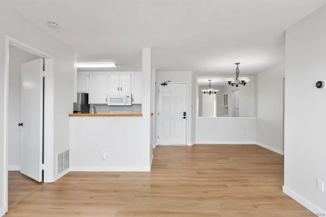 7130 Shoreline Dr 1208, San Diego, CA 92122