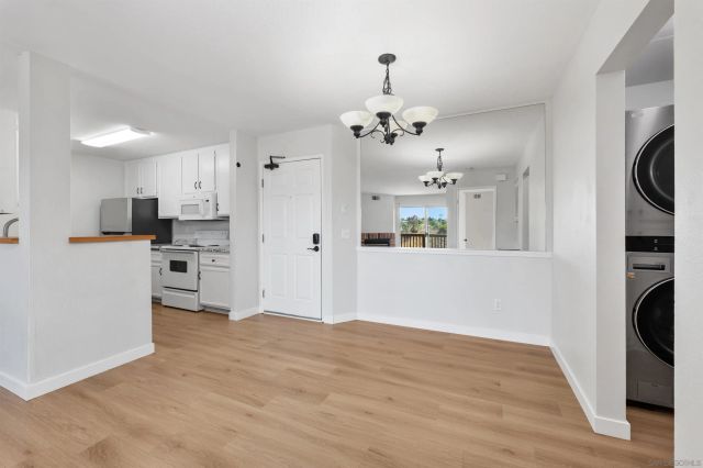 7130 Shoreline Dr 1208, San Diego, CA 92122