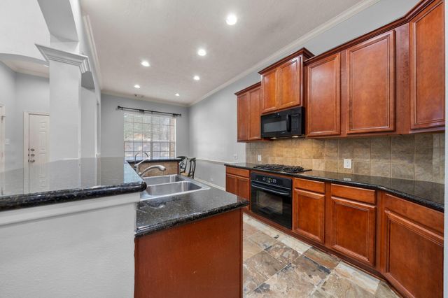 17910 Skyline Arbor Terrace, Houston, TX 77094