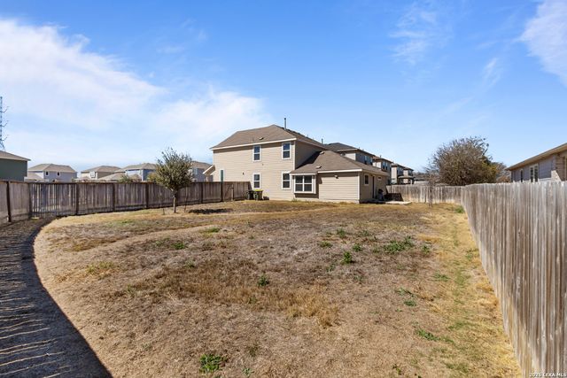 4837 Park Glen, Marion, TX 78124