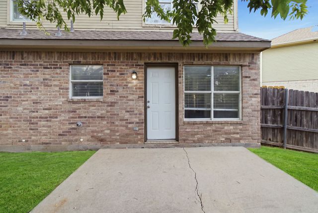 1512 Yellowbird Court, Desoto, TX 75115